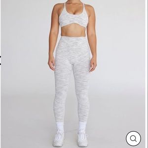 Crop shop boutique leggings